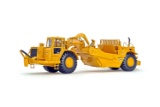 Caterpillar 637E Wheel Tractor Scraper - 1:48