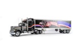 Peterbilt 379 Tractor w/Van Trailer - 1:32