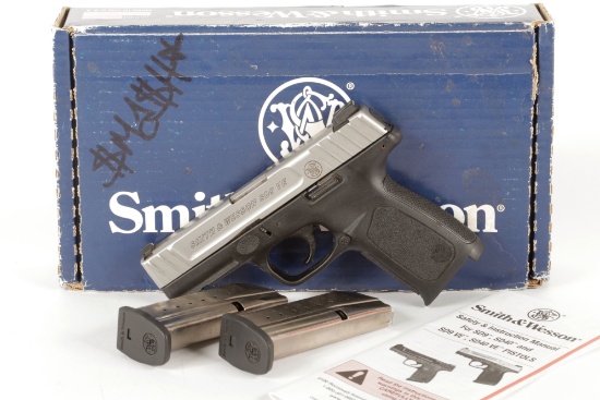S & W SD9VE in 9 MM