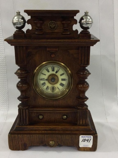 Sm. Wood Case Antique Keywind Clock