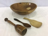 Round Wood Bowl w/ Masher, Butter Ladle & Spoon