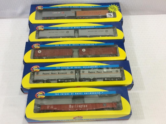 Lot of 5 Athearn HO Scale RR Cars in Boxes