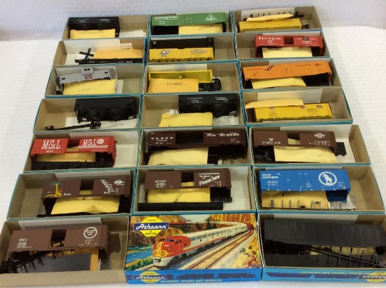 Lot of 20 Athearn Un-Assembled HO Scale Model Kits