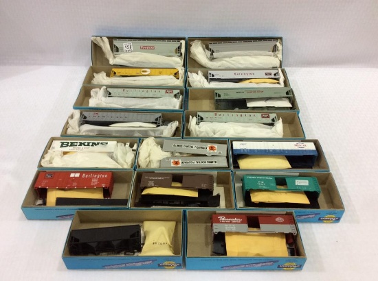 Lot of 16 Athearn Un-Assembled Model Scale Kits