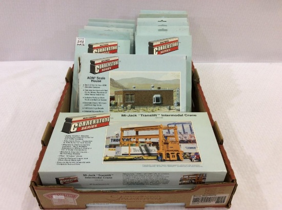 Lot of 12 Walthers Cornerstone Series HO Scale