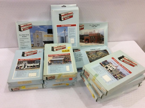 Lot of 13 Walthers Cornerstone HO Scale Structure