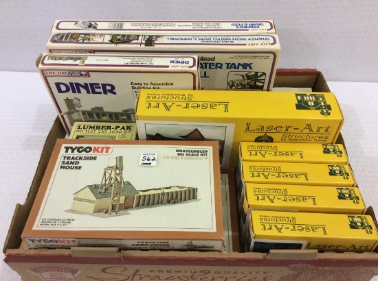 Group of HO Scale Model Kits In Boxes
