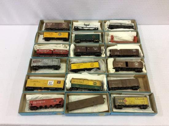 Lot of 18 Athearn HO Scale Assembled Model