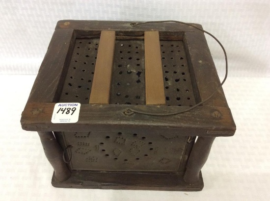 Primitive Vintage Foot Warmer Box