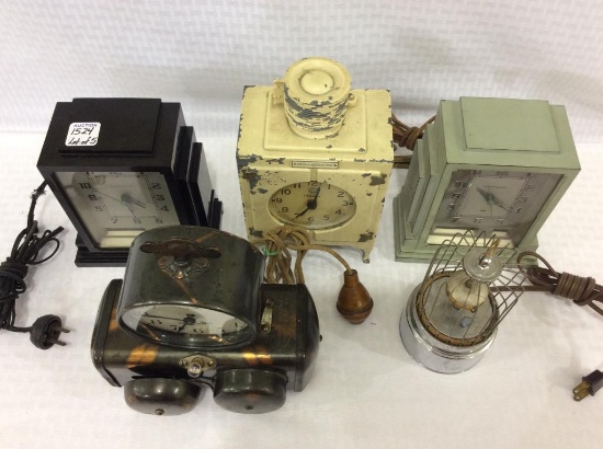 Lot of 5 Various Clocks Mostly Electric