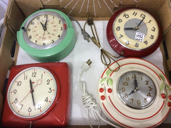 Lot of 4 Electric Kitchen Clocks Including