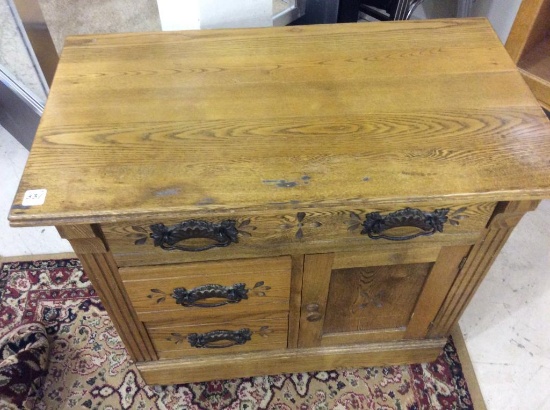 Oak Spoon Carved Commode