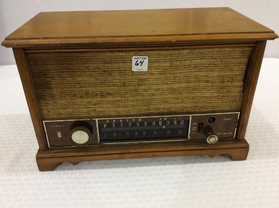Zenith Model K731 Radio (Missing One Sm. Front