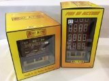 Lot of 2 Rail King Buildings in Boxes