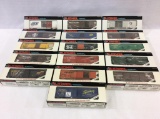 Lot of 16 Lionel O Gauge Box Cars in Boxes