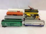 Lot of 8 Various Lionel Train Cars Including