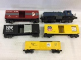 Lot of 5 Various Lionel Train Cars Including