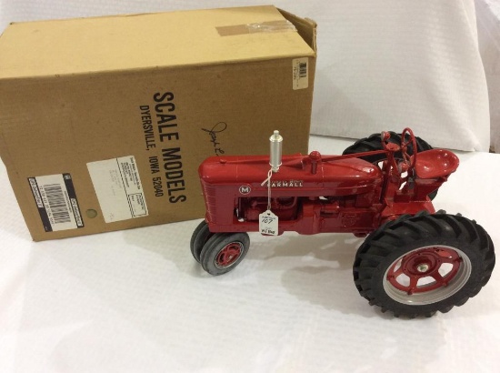 McCormick Deering Farmall M 1/8 Scale Tractor