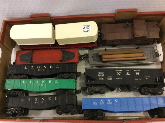 Lot of 9 Various Lionel Train Cars-