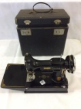 Singer Featherweight Sewing Machine Model