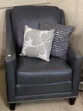 Smith Bros Dk Grey Leather Chair