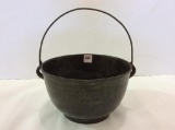 Unknown #3 Cast Iron Pot w/ Handle