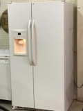 GE Almond Color Side by Side Refrigerator/Freezer