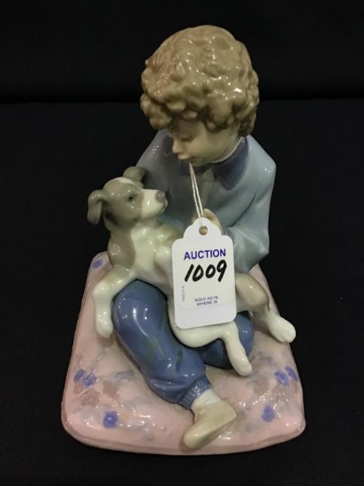 Lladro-Made in Spain-Porcelain Figurine