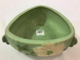 Roseville Possible White Rose Triangular Bowl