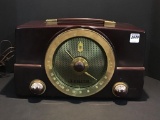 Vintage Zenith Radio Model A825