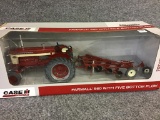 Prestige Colletion Case Farmall 560 w/ Five Bottom