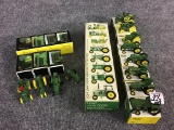 Lot of 2 John Deere 1/64  Scale Sets