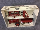 Ertl-1/16th Scale Farmall H Four Piece Farm Set in