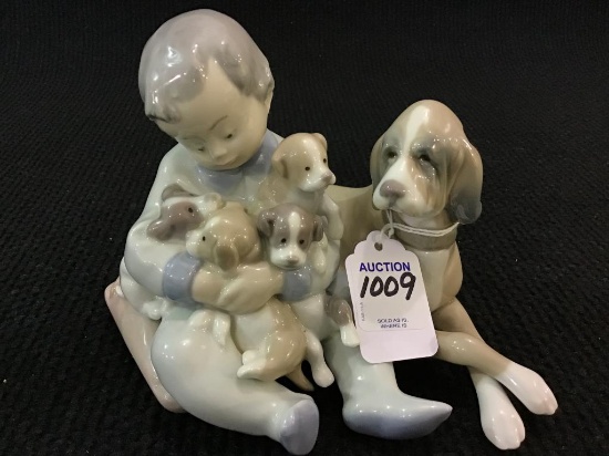 Lladro Figurine "New Playmates"