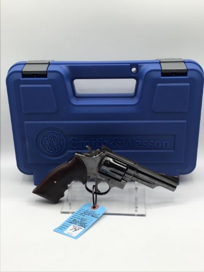 Smith & Wesson Model 19-3 357 Mag Revolver