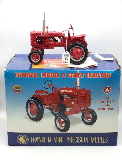 Franklin Mint 1/12th Scale Farmall Model A Farm