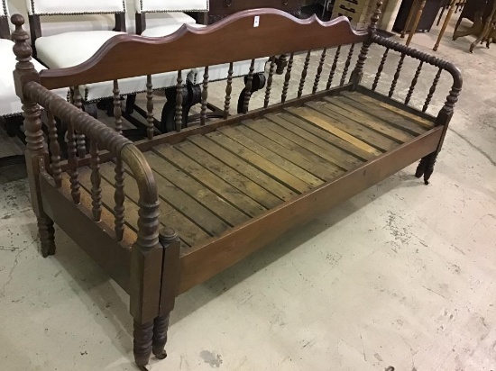 Jenny Lind Style Antique Day Bed