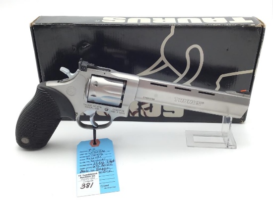 Taurus Tracker 22 Mag-9 Shot Revolver w/
