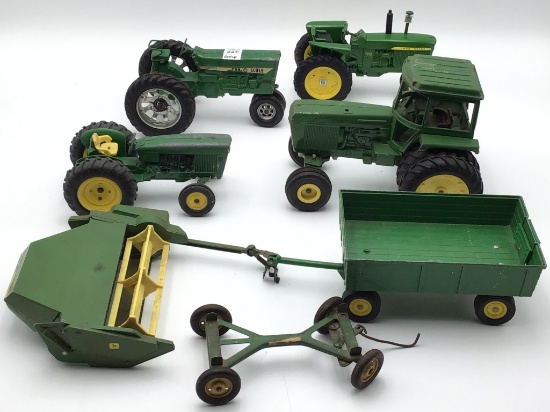 Group w/ Older Used Condition John Deere Toys