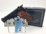 Smith & Wesson 9 MM Semi Auto Pistol Model 39-2