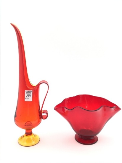 Lot of 2 Glassware Pieces Including Amberina