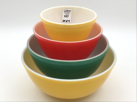 Vintage Pyrex Set of Four Primary Color