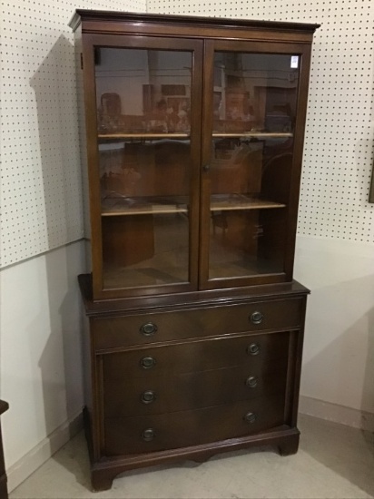 Very Nice Duncan Phyfe Style Glass Door Cabinet
