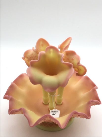 Fenton Diamond Lace Burmese Three Horn Epergne
