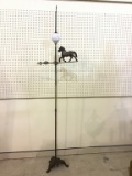 Lightening lobe Stand w/ Horse Design Arrow