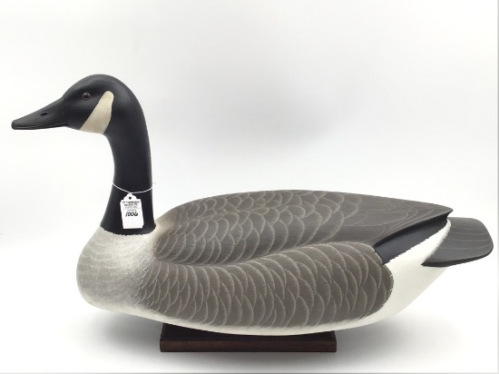 Nice Lg. Canada Goose by Phil Babe