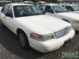 FORD | CROWN VICTORIA | FULL SIZE SEDAN