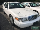 FORD | CROWN VICTORIA | FULL SIZE SEDAN