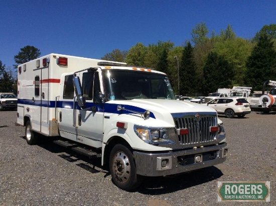 2013 International Ambulance