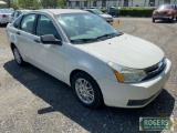 2010 FORD SMALL SEDAN